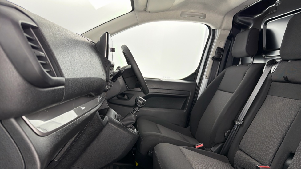 Toyota Proace L2 Diesel 2.0D 145 Icon Van - Image 5