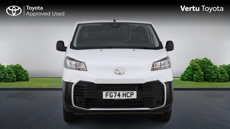 Toyota Proace L2 Diesel 2.0D 145 Icon Van - Image 15
