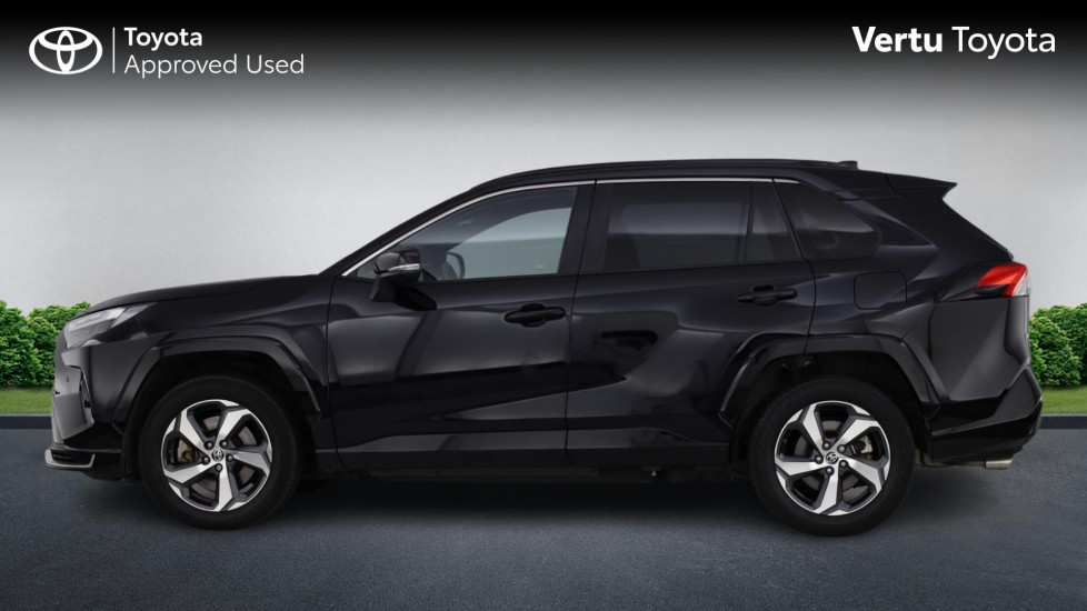 Toyota RAV4 2.5 PHEV Design 5dr CVT Estate - Image 25