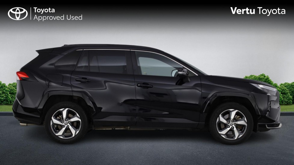 Toyota RAV4 2.5 PHEV Design 5dr CVT Estate - Image 24