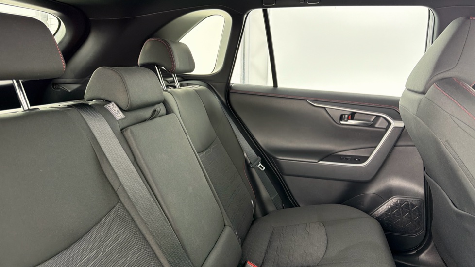 Toyota RAV4 2.5 PHEV Design 5dr CVT Estate - Image 8