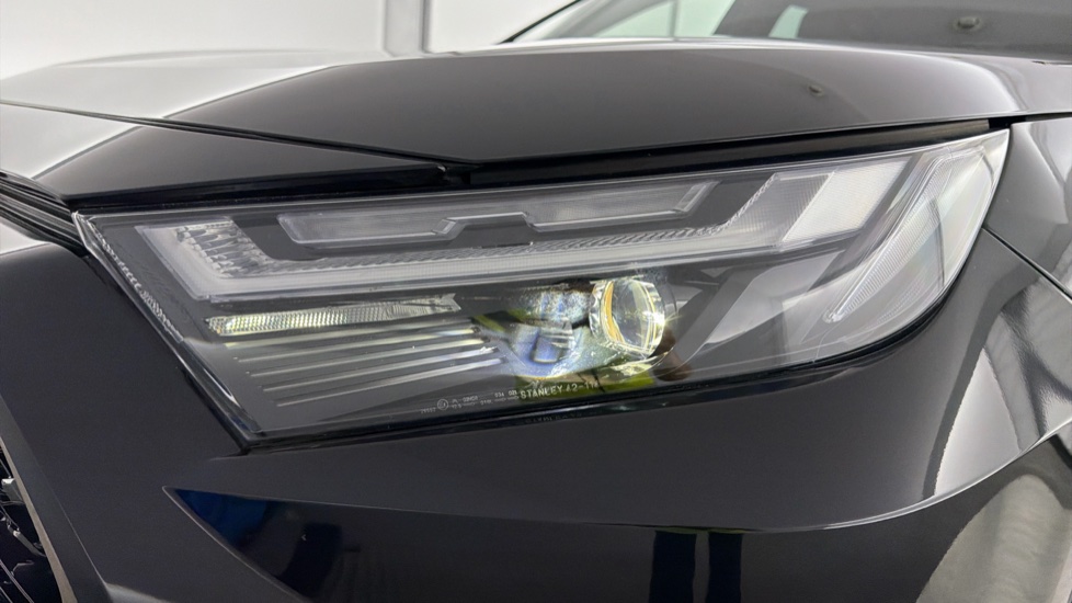 Toyota RAV4 2.5 PHEV Design 5dr CVT Estate - Image 20