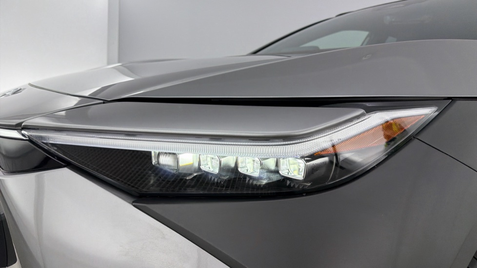 Toyota bZ4X 150kW Motion 71.4kWh 5dr Auto Electric Hatchback - Image 20