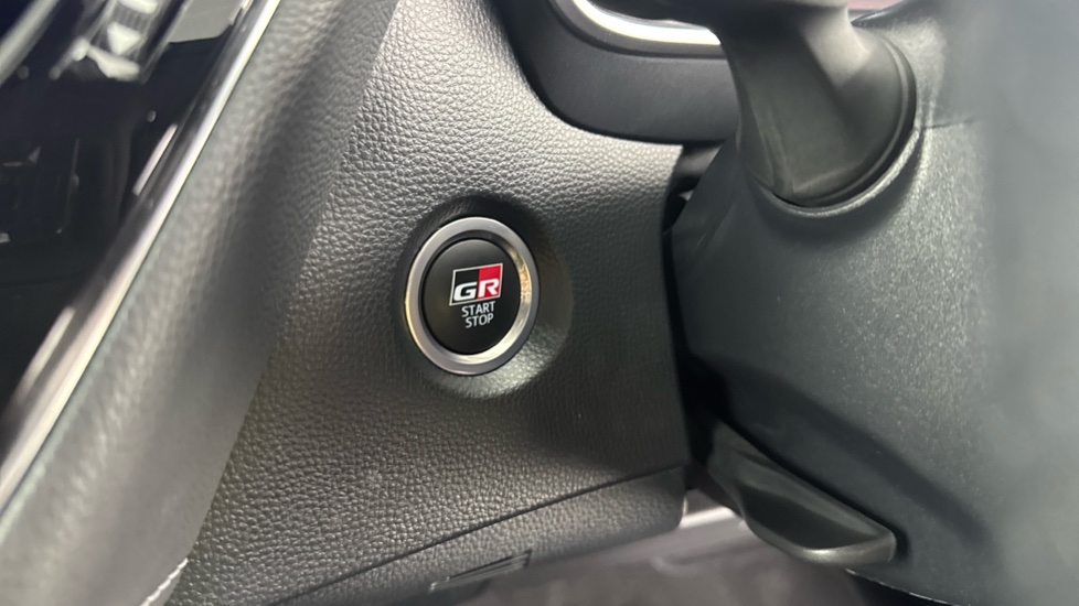 Toyota Corolla 1.8 Hybrid GR Sport 5dr CVT Hybrid Hatchback - Image 16