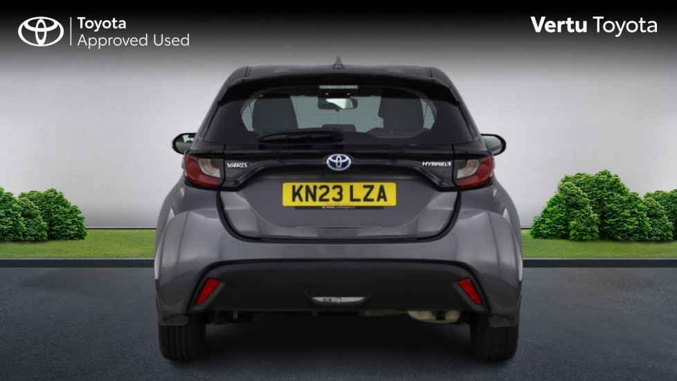 Toyota Yaris 1.5 Hybrid Icon 5dr CVT Hybrid Hatchback - Image 26