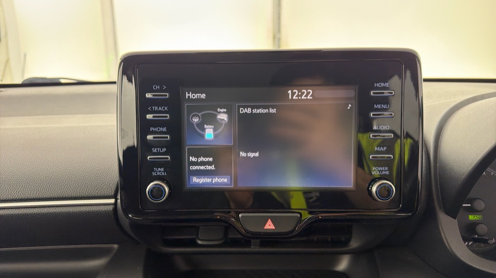 Toyota Yaris 1.5 Hybrid Icon 5dr CVT Hybrid Hatchback - Image 9
