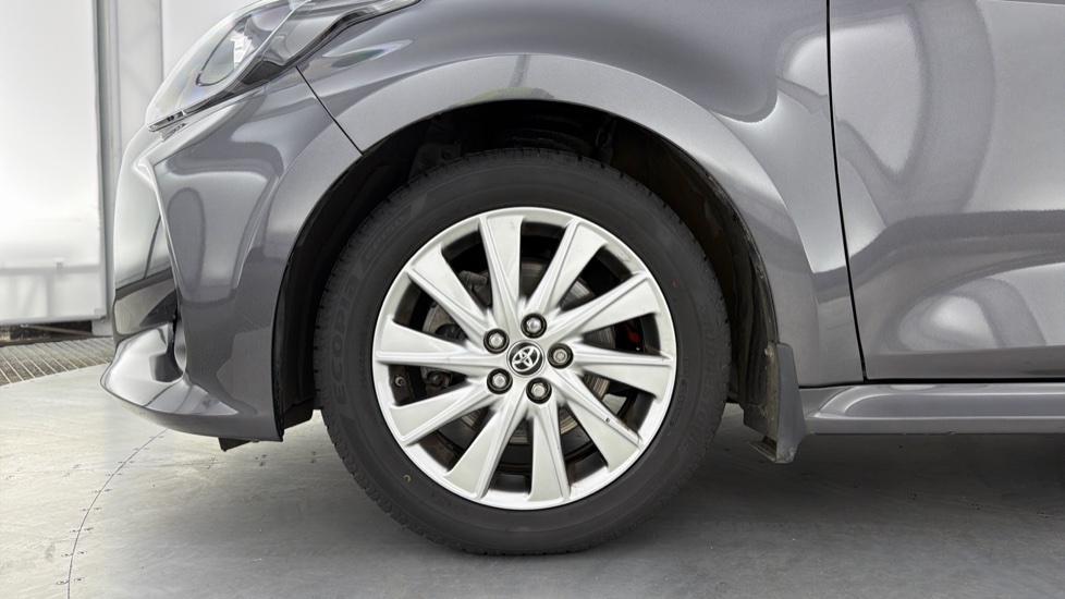 Toyota Yaris 1.5 Hybrid Icon 5dr CVT Hybrid Hatchback - Image 25