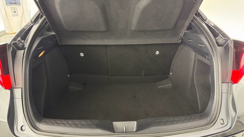 Toyota C-HR 1.8 Hybrid GR Sport 5dr CVT Hybrid Hatchback - Image 13