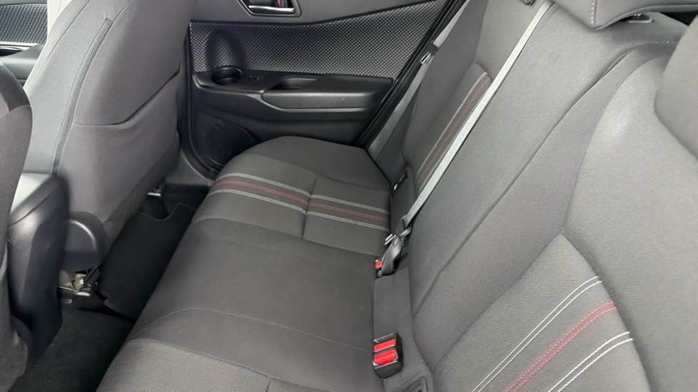 Toyota C-HR 1.8 Hybrid GR Sport 5dr CVT Hybrid Hatchback - Image 15
