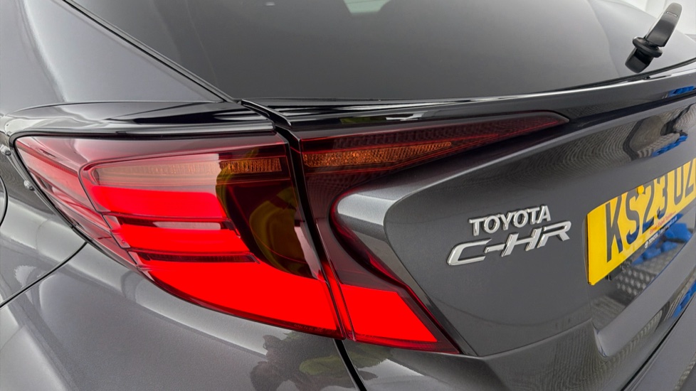 Toyota C-HR 1.8 Hybrid GR Sport 5dr CVT Hybrid Hatchback - Image 21