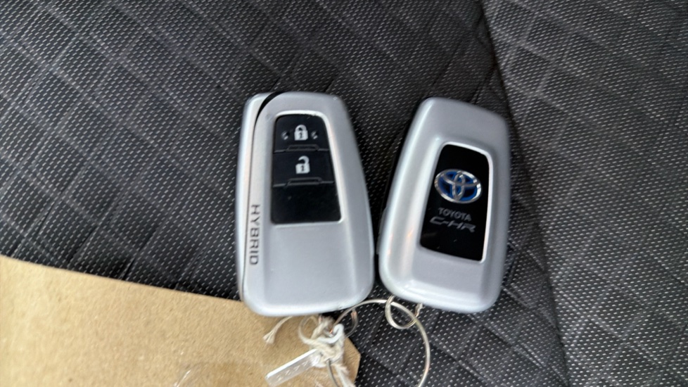 Toyota C-HR 2.0 Hybrid Design 5dr CVT Hybrid Hatchback - Image 28