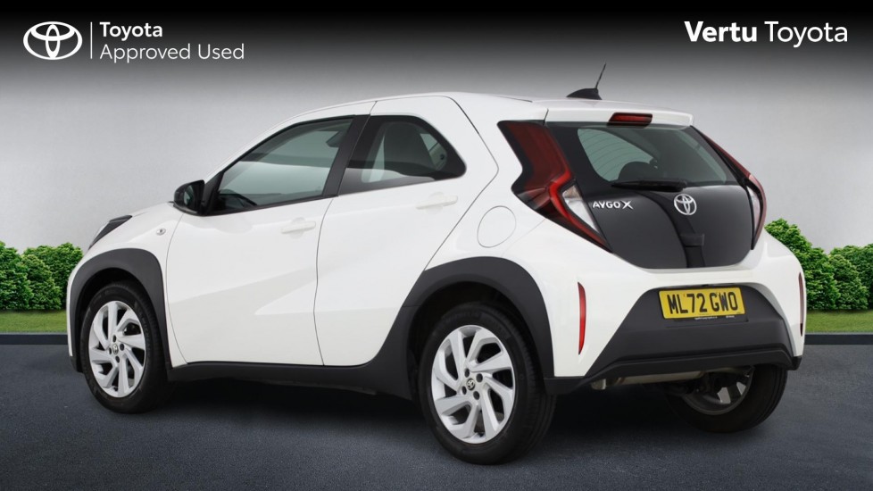 Toyota Aygo X 1.0 VVT-i Pure 5dr Petrol Hatchback - Image 4