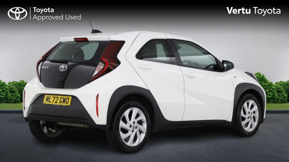 Toyota Aygo X 1.0 VVT-i Pure 5dr Petrol Hatchback - Image 2