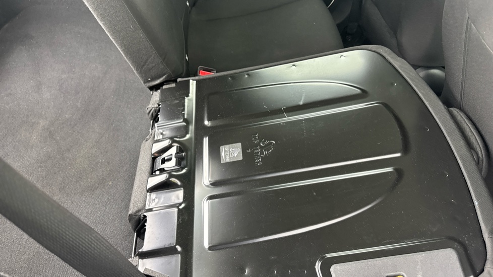 Toyota Aygo X 1.0 VVT-i Pure 5dr Petrol Hatchback - Image 18