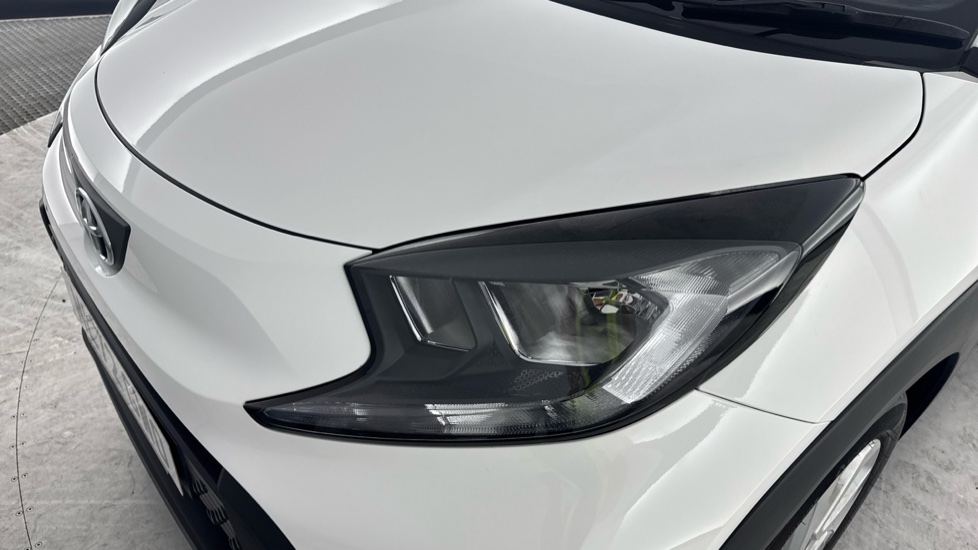 Toyota Aygo X 1.0 VVT-i Pure 5dr Petrol Hatchback - Image 20