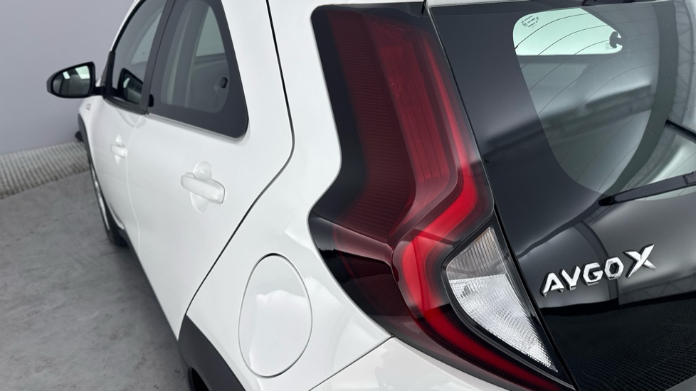 Toyota Aygo X 1.0 VVT-i Pure 5dr Petrol Hatchback - Image 21