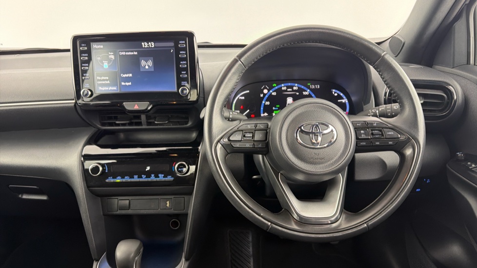 Toyota Yaris Cross 1.5 Hybrid Design 5dr CVT Hybrid Estate - Image 7