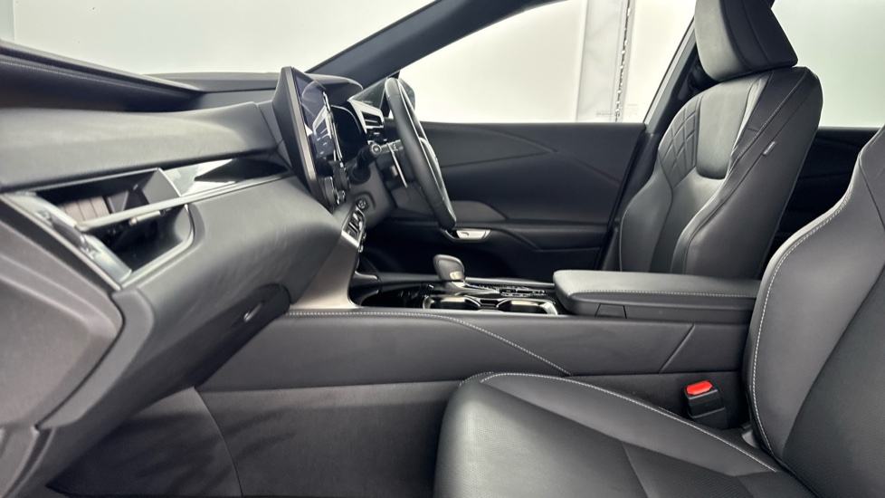 Lexus RX 450h+ 2.5 Premium Plus 5dr E-CVT [Pan Roof] Estate - Image 6