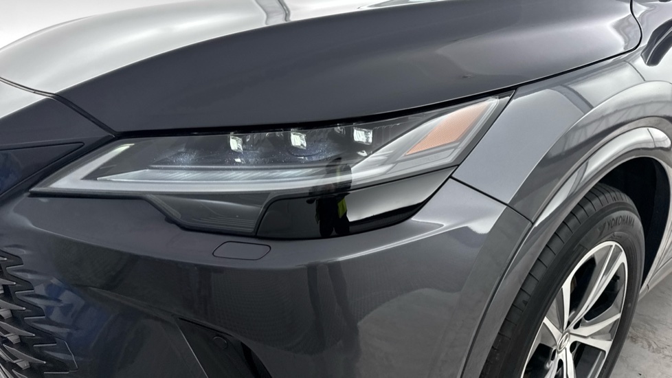 Lexus RX 450h+ 2.5 Premium Plus 5dr E-CVT [Pan Roof] Estate - Image 21