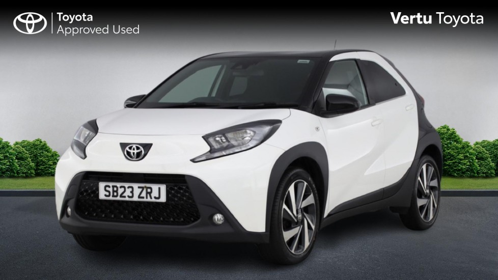 Toyota Aygo X 1.0 VVT-i Edge 5dr Petrol Hatchback - Image 3
