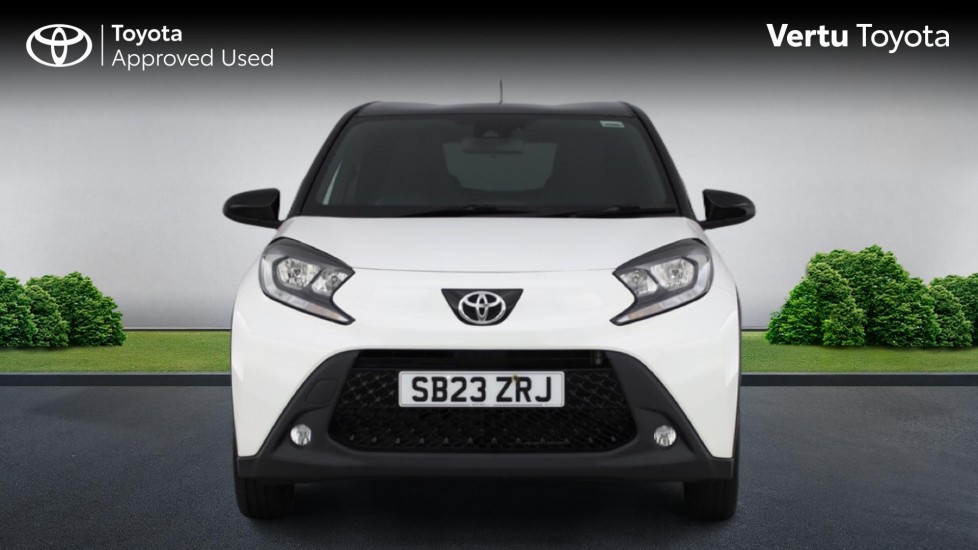 Toyota Aygo X 1.0 VVT-i Edge 5dr Petrol Hatchback - Image 22