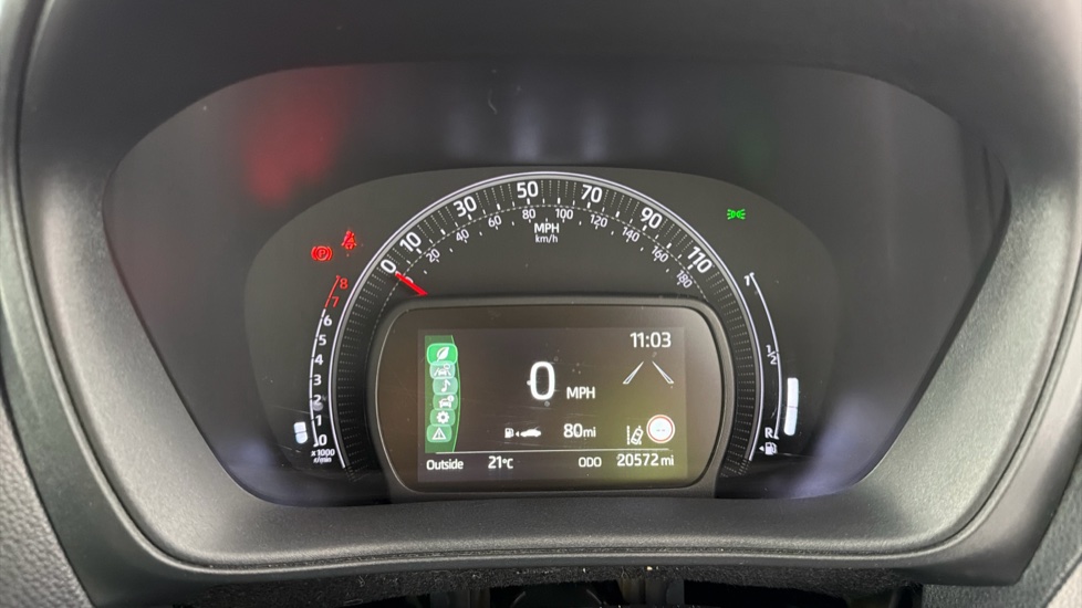 Toyota Aygo X 1.0 VVT-i Edge 5dr Petrol Hatchback - Image 11