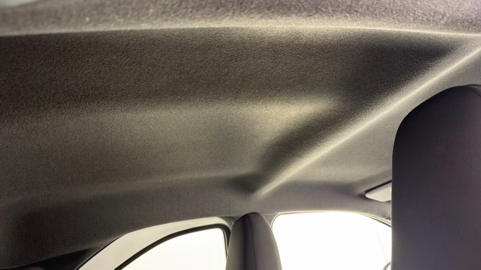 Toyota Aygo X 1.0 VVT-i Edge 5dr Petrol Hatchback - Image 19
