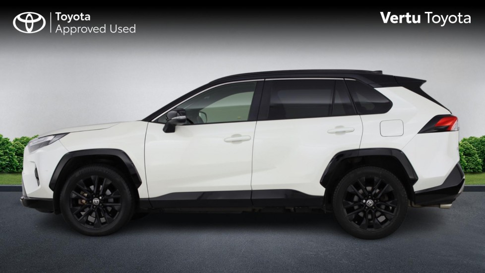 Toyota RAV4 2.5 VVT-i Hybrid Dynamic 5dr CVT Hybrid Estate - Image 24