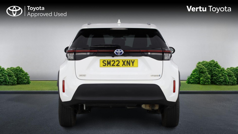 Toyota Yaris Cross 1.5 Hybrid Design 5dr CVT Hybrid Estate - Image 26