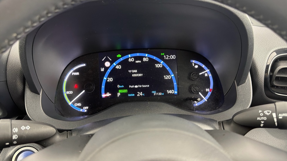 Toyota Yaris Cross 1.5 Hybrid Design 5dr CVT Hybrid Estate - Image 11