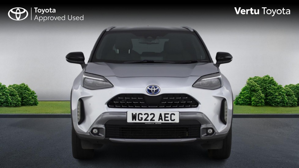 Toyota Yaris Cross 1.5 Hybrid Premiere Edition 5dr CVT Hybrid Estate - Image 22