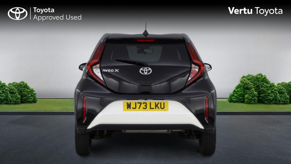 Toyota Aygo X 1.0 VVT-i Edge 5dr Petrol Hatchback - Image 26