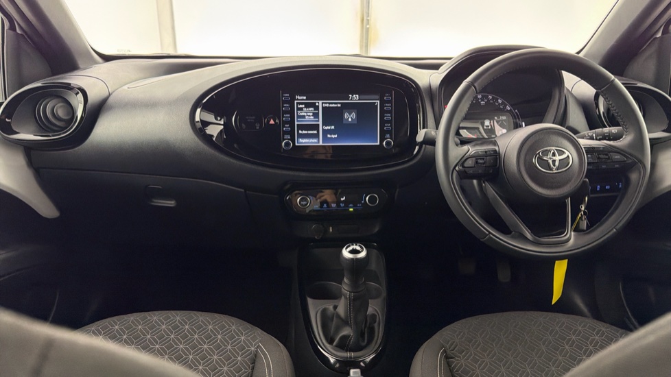 Toyota Aygo X 1.0 VVT-i Edge 5dr Petrol Hatchback - Image 6