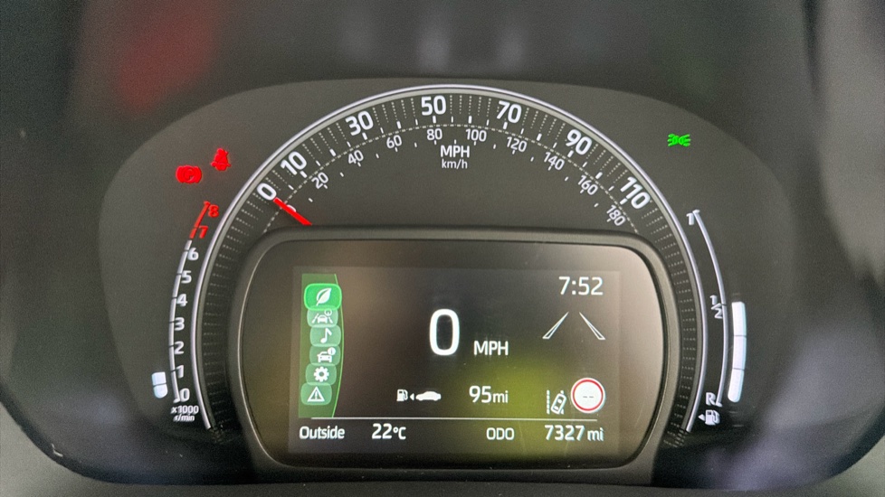 Toyota Aygo X 1.0 VVT-i Edge 5dr Petrol Hatchback - Image 11