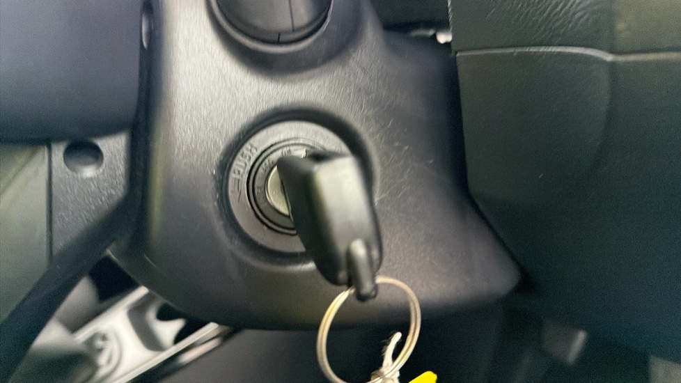 Toyota Aygo X 1.0 VVT-i Edge 5dr Petrol Hatchback - Image 16