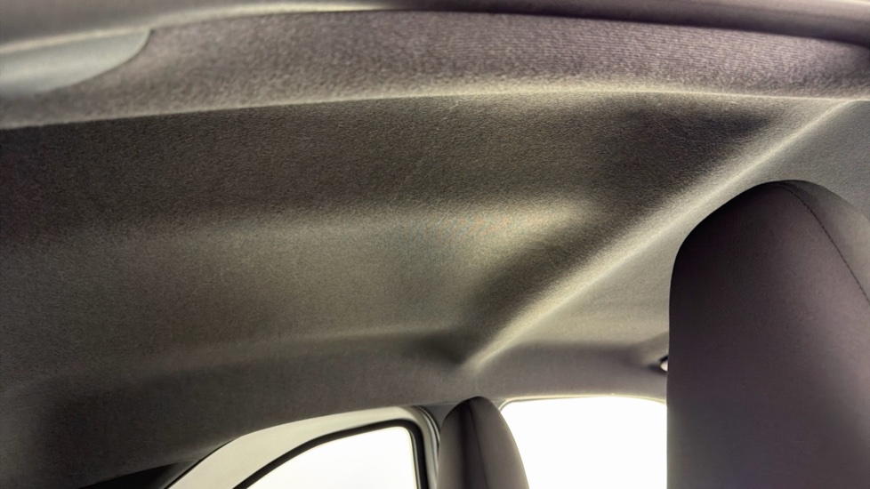 Toyota Aygo X 1.0 VVT-i Edge 5dr Petrol Hatchback - Image 19