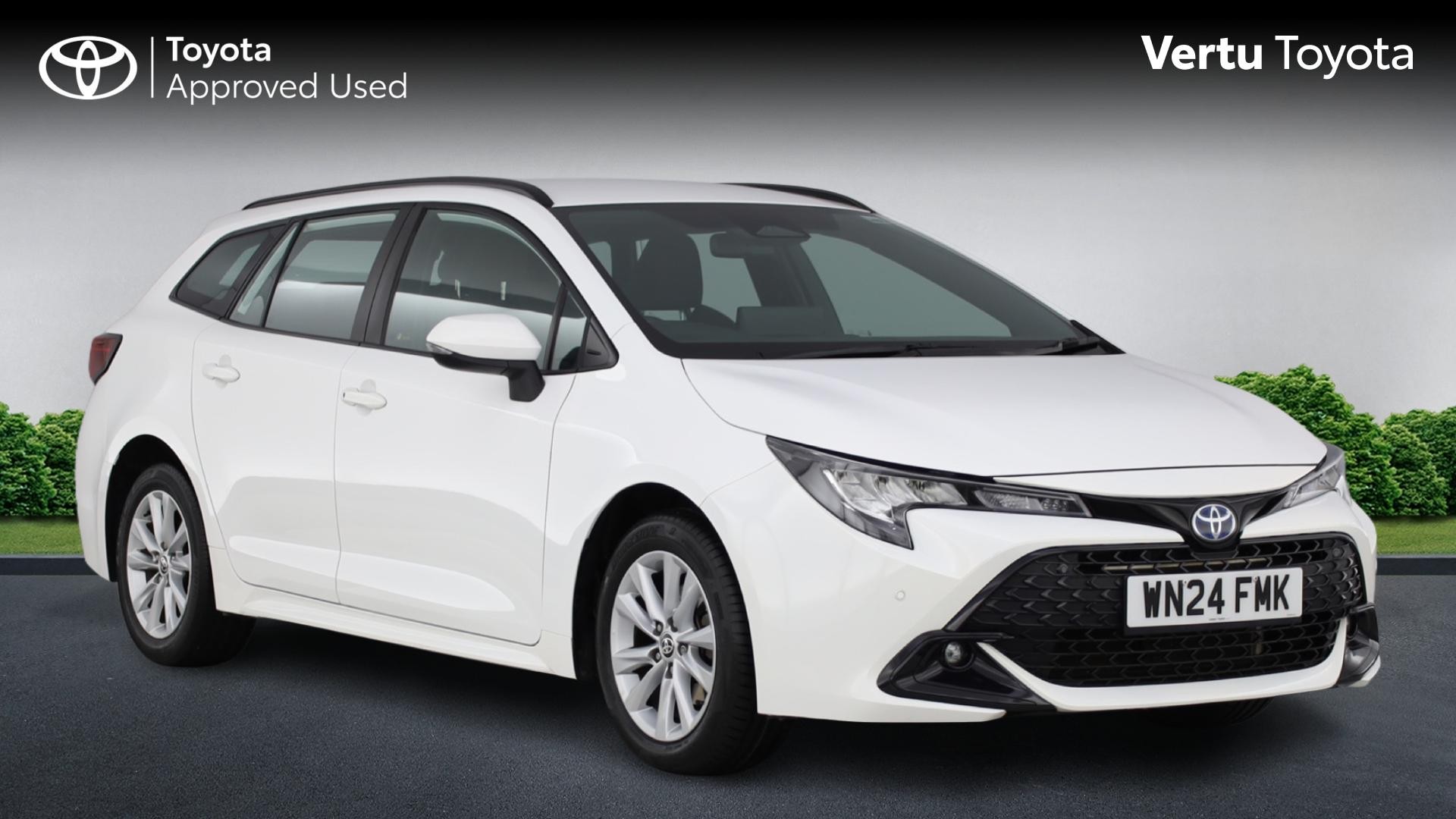 Toyota Corolla listing photo
