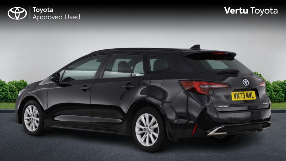 Toyota Corolla 1.8 VVT-i Hybrid Icon 5dr CVT Hybrid Estate - Image 4