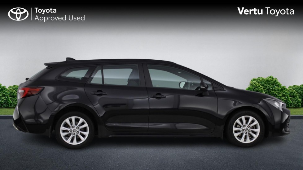 Toyota Corolla 1.8 VVT-i Hybrid Icon 5dr CVT Hybrid Estate - Image 23