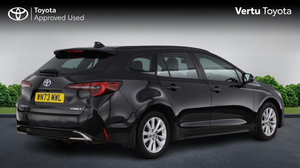 Toyota Corolla 1.8 VVT-i Hybrid Icon 5dr CVT Hybrid Estate - Image 2
