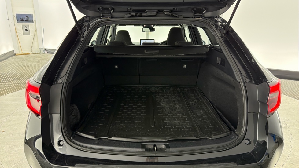 Toyota Corolla 1.8 VVT-i Hybrid Icon 5dr CVT Hybrid Estate - Image 13