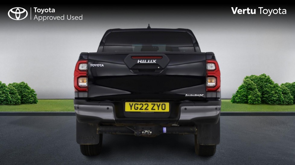 Toyota Hilux Diesel Invincible X D/Cab Pick Up 2.8 D-4D Auto - Image 26