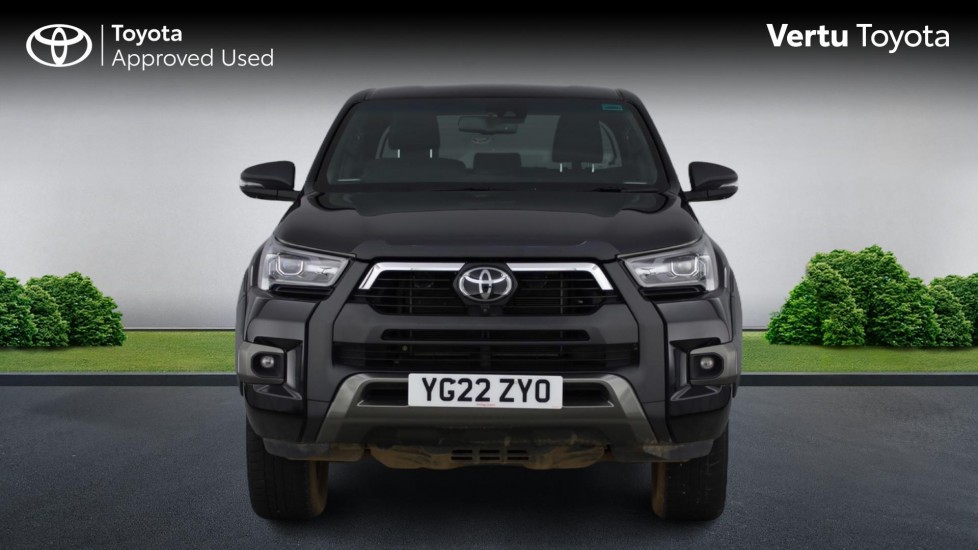 Toyota Hilux Diesel Invincible X D/Cab Pick Up 2.8 D-4D Auto - Image 22
