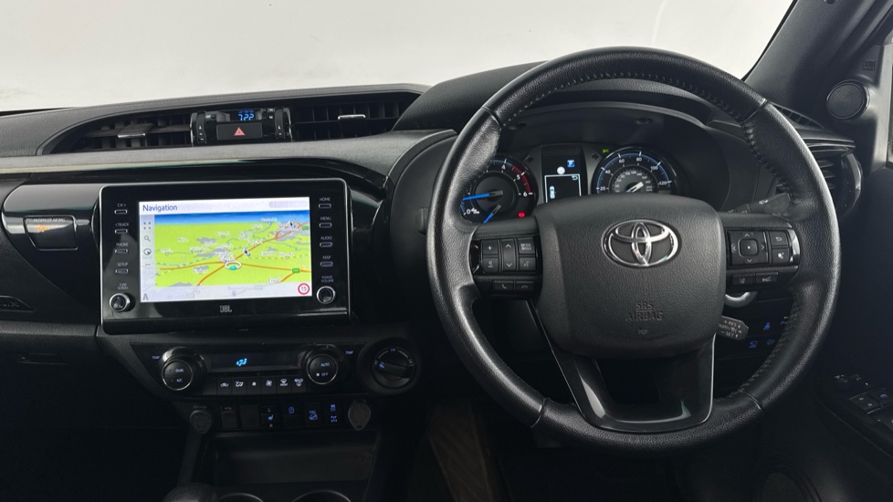 Toyota Hilux Diesel Invincible X D/Cab Pick Up 2.8 D-4D Auto - Image 7
