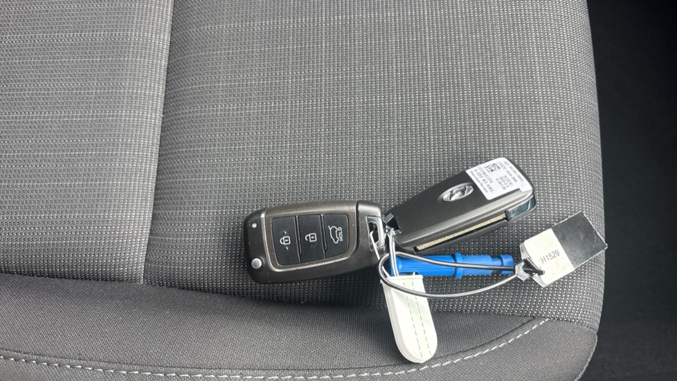 Hyundai KONA 1.0 TGDi 48V MHEV SE Connect 5dr Petrol Hatchback - Image 20