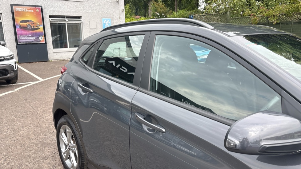 Hyundai KONA 1.0 TGDi 48V MHEV SE Connect 5dr Petrol Hatchback - Image 40