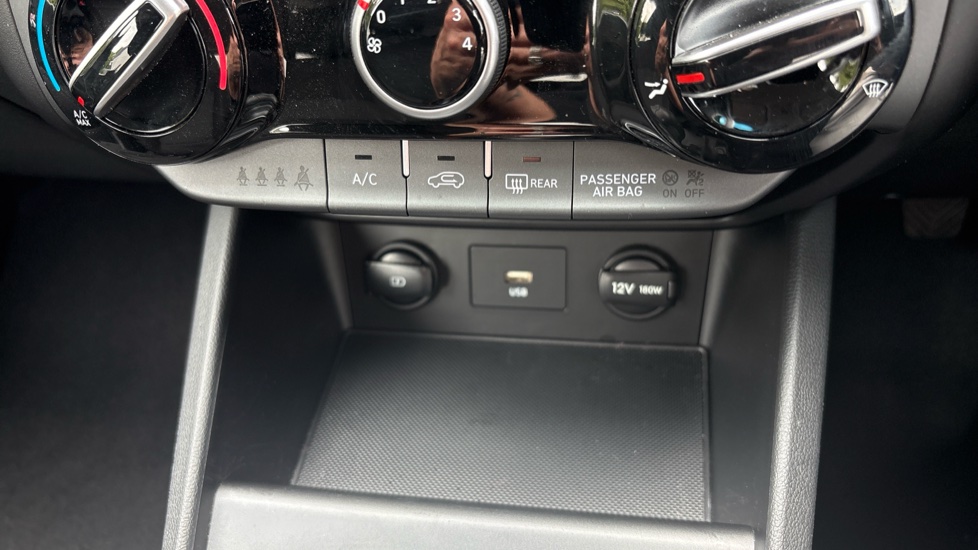Hyundai KONA 1.0 TGDi 48V MHEV SE Connect 5dr Petrol Hatchback - Image 50