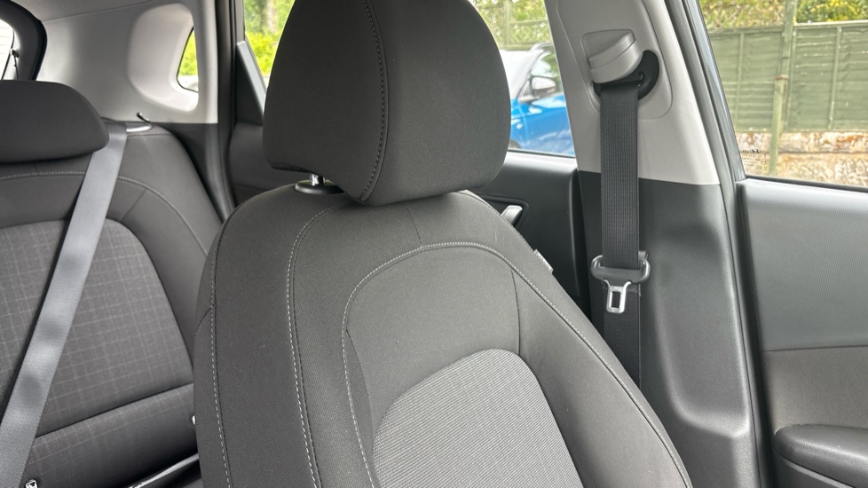 Hyundai KONA 1.0 TGDi 48V MHEV SE Connect 5dr Petrol Hatchback - Image 51