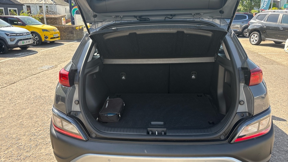 Hyundai KONA 1.0 TGDi 48V MHEV SE Connect 5dr Petrol Hatchback - Image 4