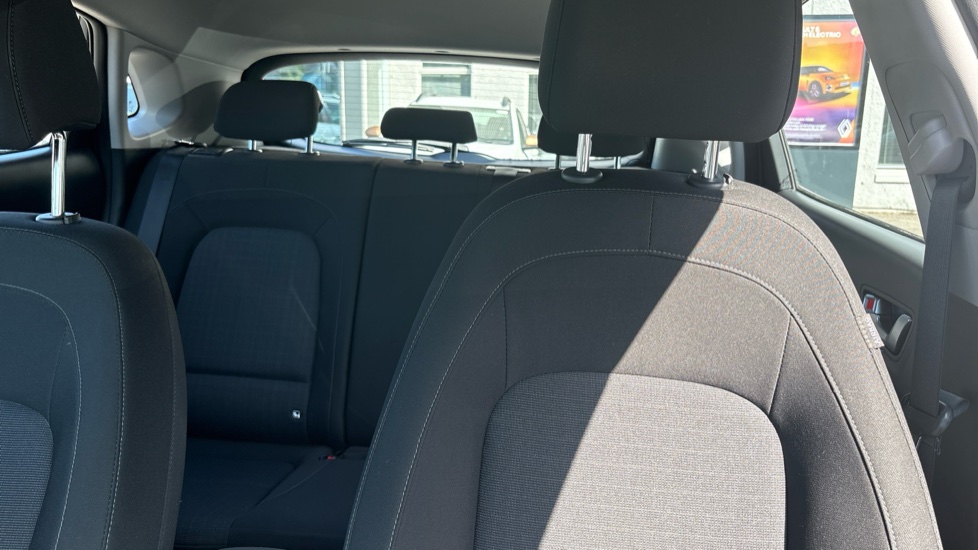 Hyundai KONA 1.0 TGDi 48V MHEV SE Connect 5dr Petrol Hatchback - Image 15